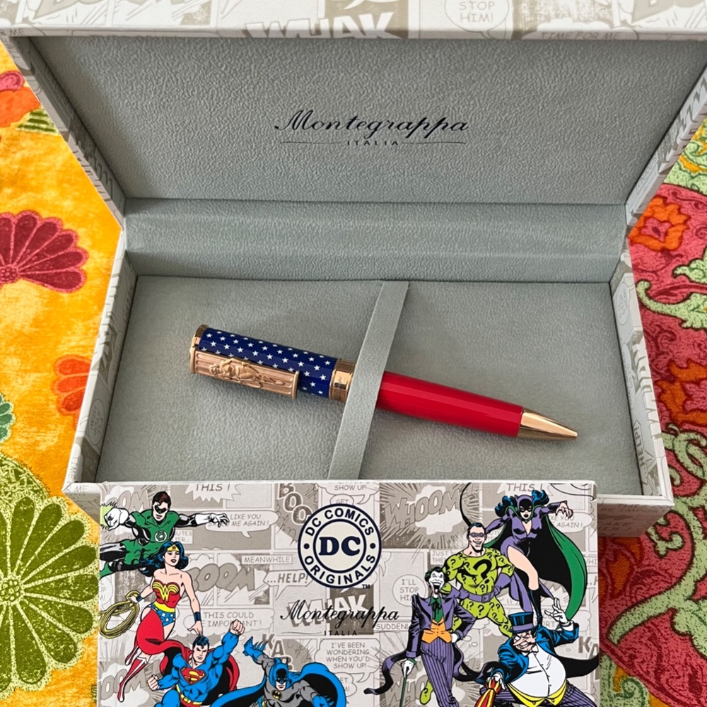 ✍️MONTEGRAPPA PEN  Limited Edition DC Comics WONDER WOMAN - Rose gold